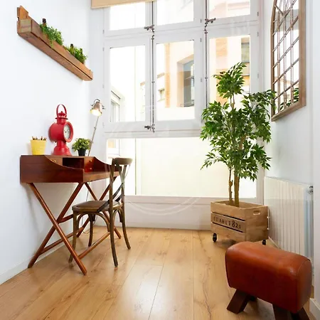 Moderno Apartamento En Eixample Barcelona Exterior photo