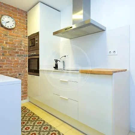 Moderno Apartamento En Eixample Barcelona Exterior photo