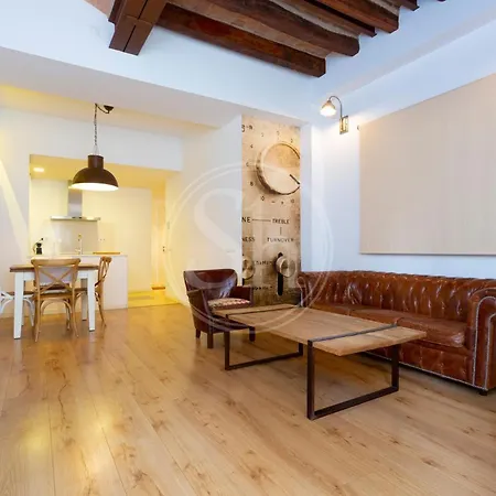 Moderno Apartamento En Eixample Barcelona Exterior photo